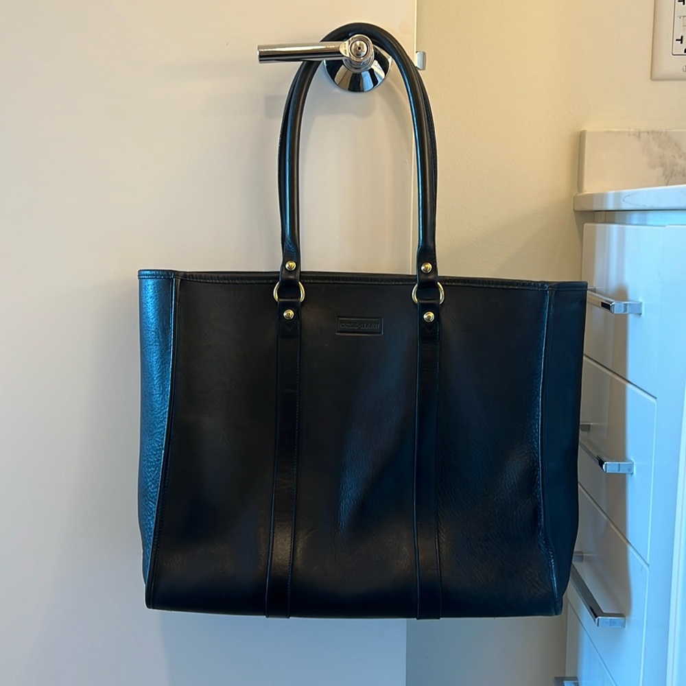 Cole Hann leather purse